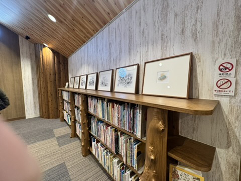 ポッポ絵本館内の展示の様子